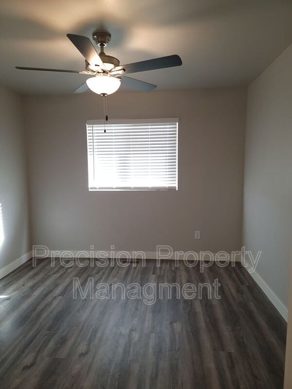 Building Photo - 196 Mcgriff Way