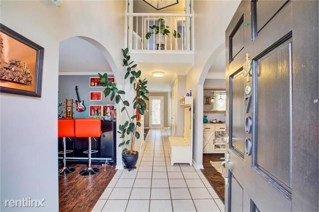 Building Photo - 4 br, 2 bath House - 700 Oxford Crest Court