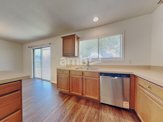 Foto del edificio - 709 Devontree Ct