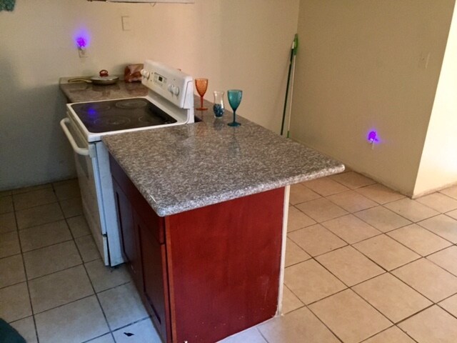 Building Photo - 809 Karma Ct