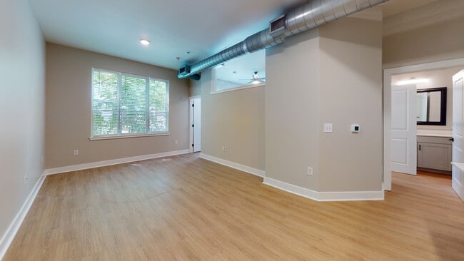 Interior Photo - Towson Promenade