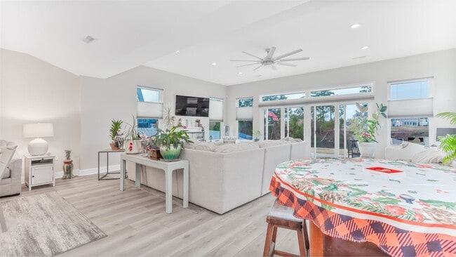 Building Photo - Bridgeport - Waterfront Rental