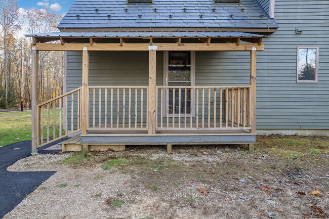 Building Photo - 7 Peyslan Ln