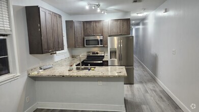 Building Photo - 2109 Rousseau St