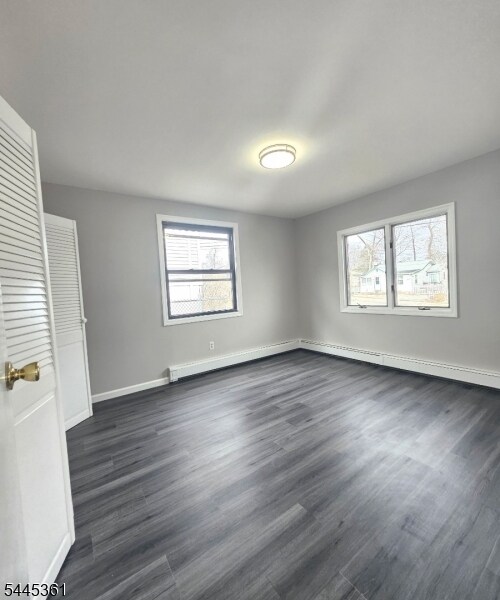 Foto del edificio - 127 Lake Hiawatha Blvd