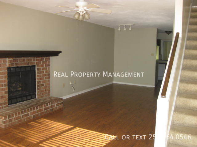 Foto del edificio - 959 Dickenson Ave