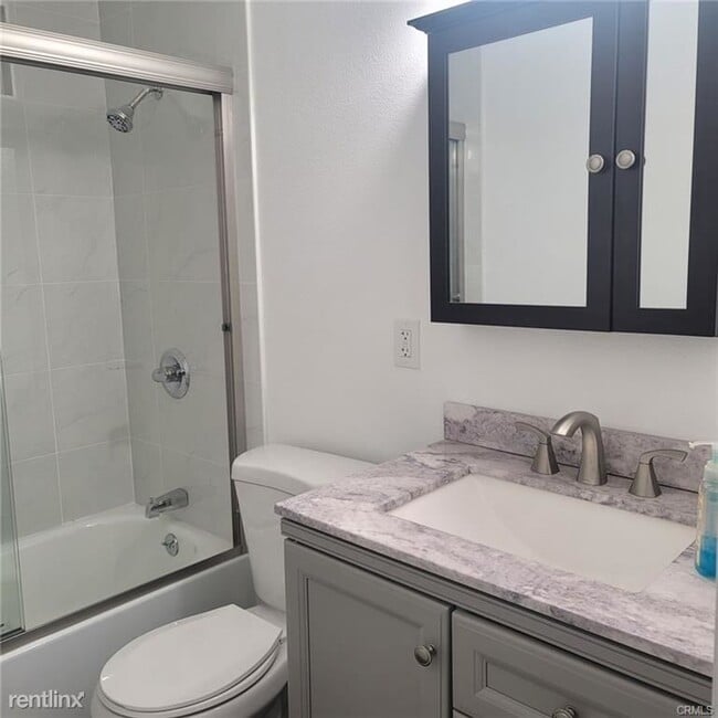 Building Photo - 4 br, 2 bath House - 1227 N Fairvalley Ave