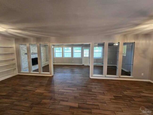 Foto del edificio - 3901 Croydon Rd