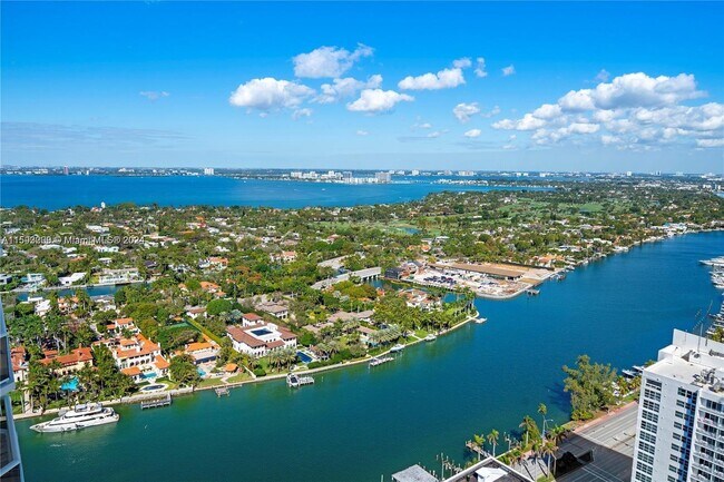 Building Photo - 4779 Collins Ave