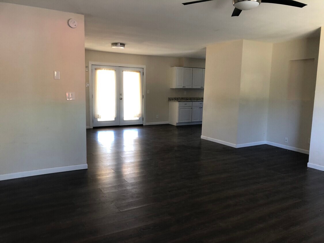 Foto principal - 2756 N Kings Hwy S