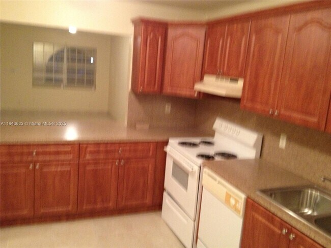 Foto del edificio - 4065 SW 51st St