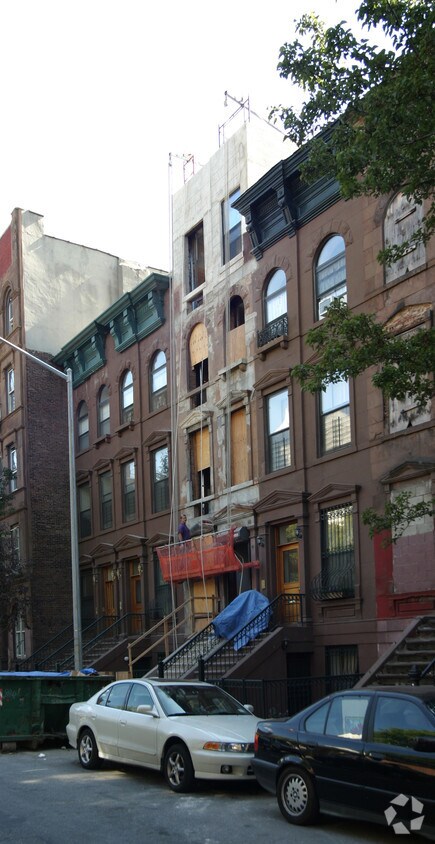 Building Photo - 236 W 123rd St