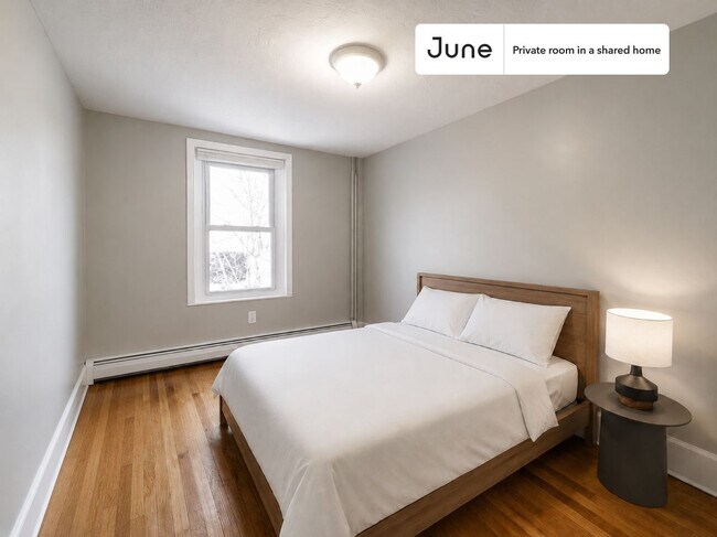 Building Photo - Room in Shared 4 bed/2 bath home in Newton Corner