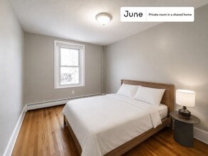 Building Photo - Room in Shared 4 bed/2 bath home in Newton Corner