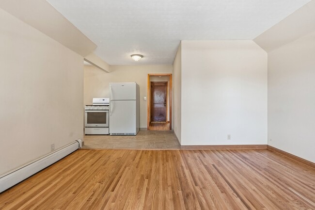 Building Photo - 794 Randolph Ave