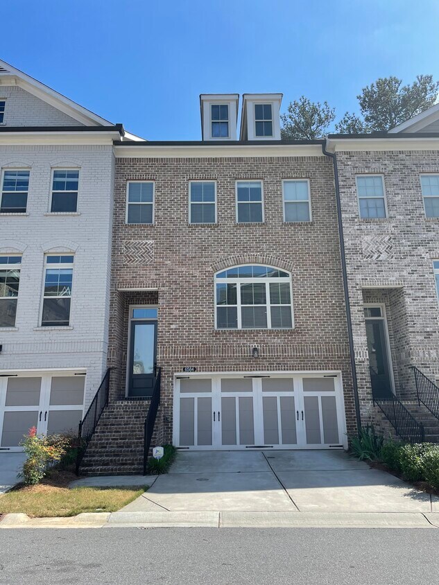 6584 Marlowe Gln Wy, Johns Creek, GA 30024 Townhome Rentals in Johns Creek GA