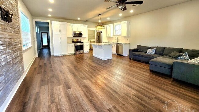 Foto del edificio - 240 S N St