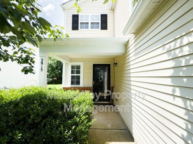 Foto del edificio - 2915 Skybrook Ln