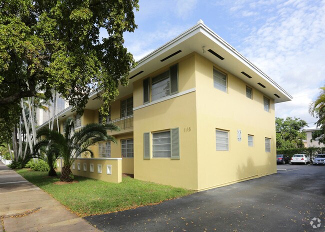 Building Photo - 115 Calabria Ave