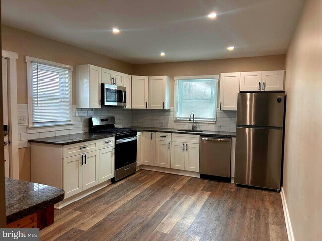 Foto del edificio - 1063 Tanyard Rd