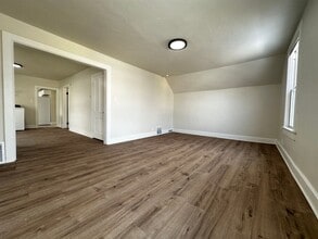 Building Photo - 1152 Stuart St