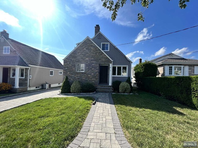 Primary Photo - 78 Carlyle Ct