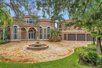 Building Photo - 4200 Coral Hills Dr