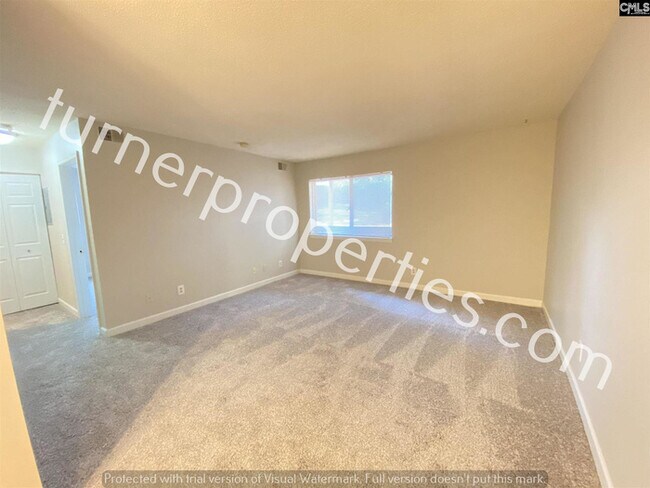Building Photo - 1 bedroom condo in Briargate
