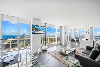 Building Photo - 4775 Collins Ave