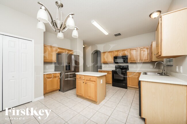 Foto del edificio - 1506 Nestlewood Trail