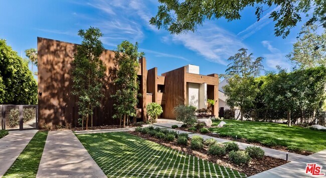 Foto del edificio - 604 N Alpine Dr