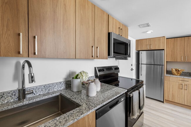 Building Photo - Residences at River Parc