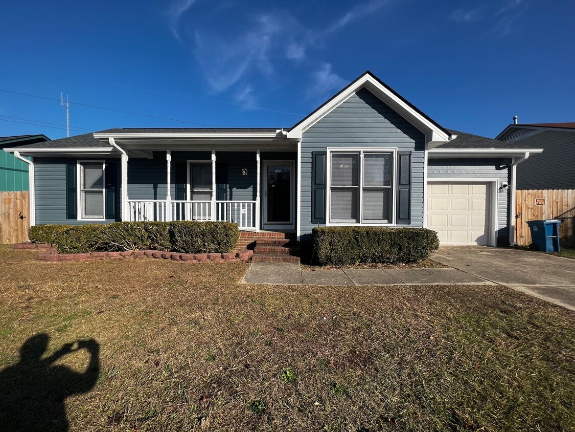 Foto principal - 5068 Linton Hall Rd