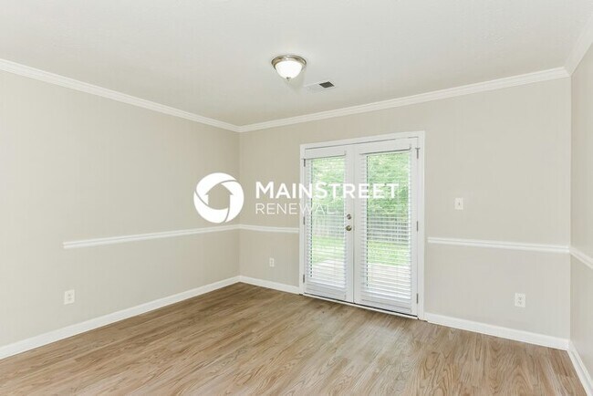 Foto del edificio - 3 Bedroom Pet-Friendly Home in Lithonia, GA with Main Street Renewal