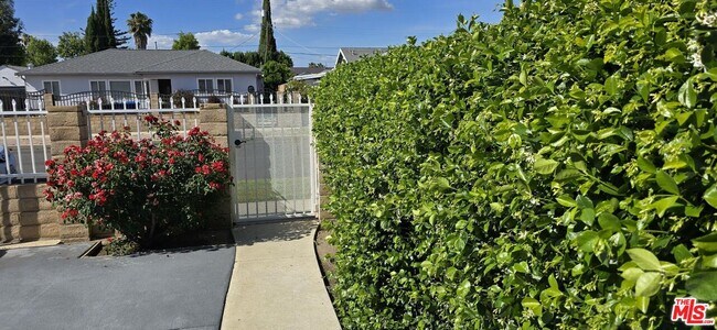 Foto del edificio - 17550 Willard St