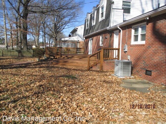 Foto del edificio - 4 br, 3 bath House - 351 Brunell Drive