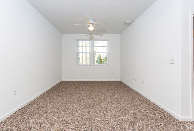 3HAB, 3BA -1049 ft² - Parc Hill Apartment Homes