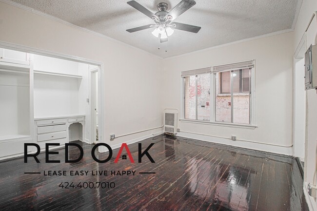 Building Photo - 425–427 S. Grand View St-5205
