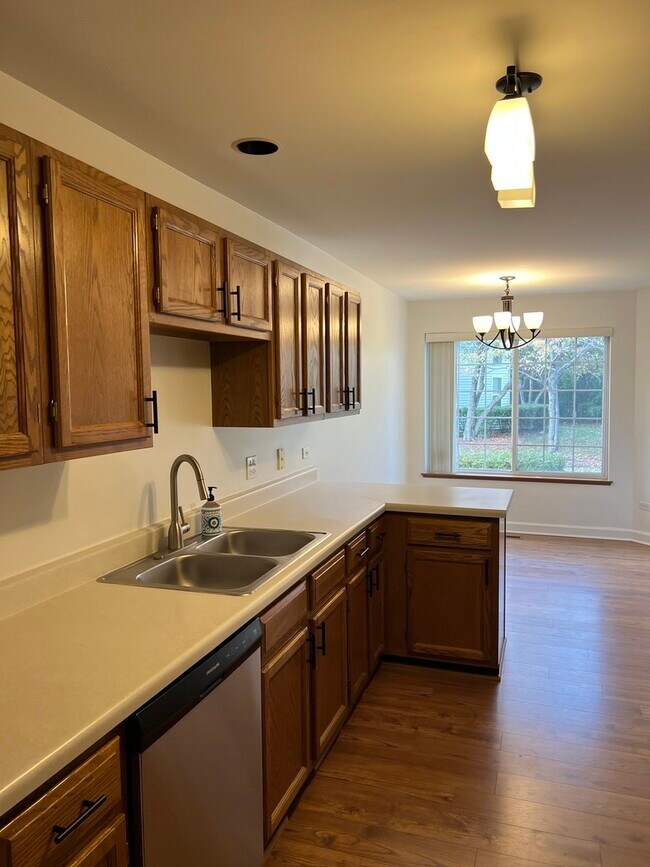 Foto del edificio - 1140 Westminster Ln