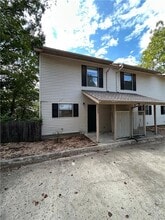 Building Photo - 1379 E Sequoyah Ct