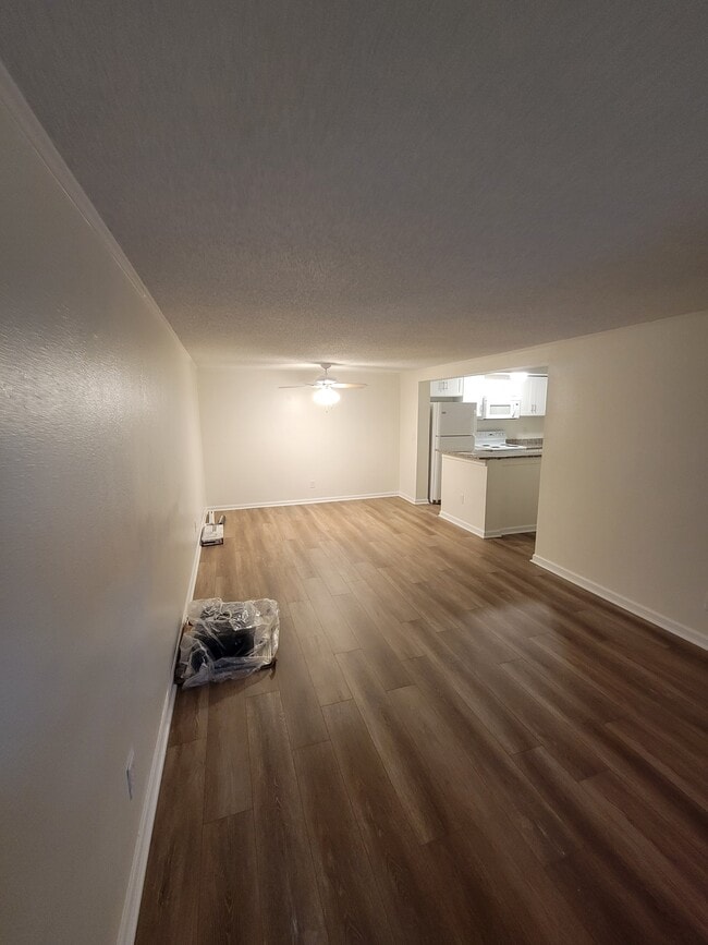 Spacious living room - 4079 E Michigan St