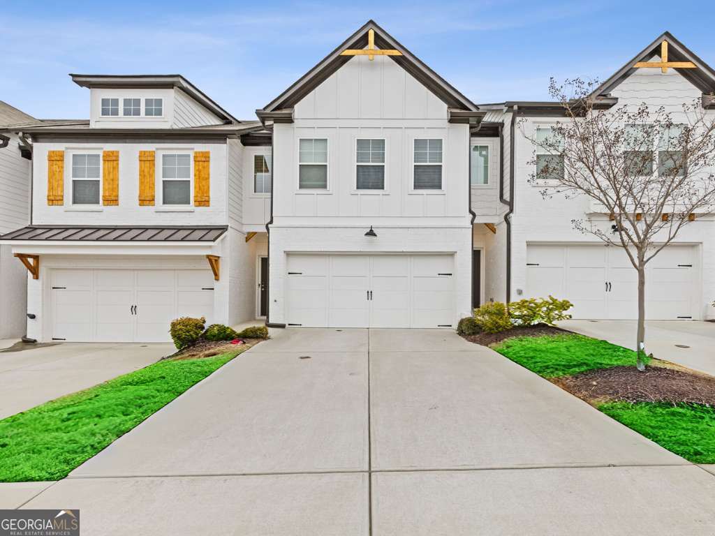 Foto principal - 94 Garrison Dr