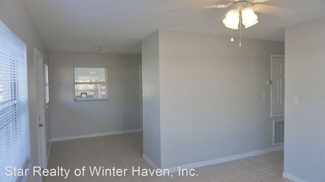 Building Photo - 3 br, 1 bath House - 210 E Robinson St