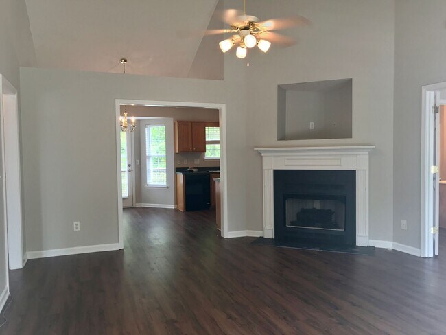 Foto del edificio - 3 br, 2 bath House - 713 Veneta View Drive
