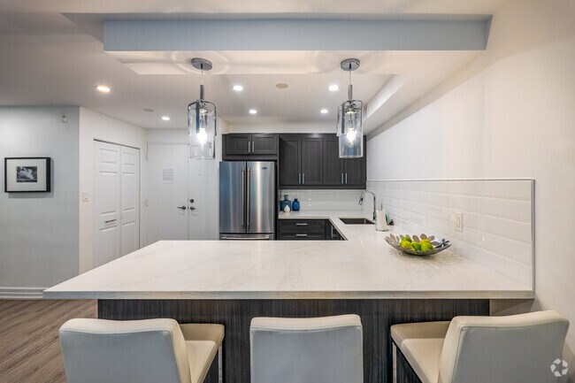 Salle d&#39;accueil - Four Thousand Yonge Street