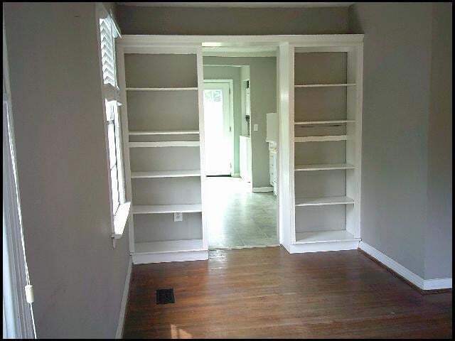 Foto del edificio - 5919 Woodlawn Dr