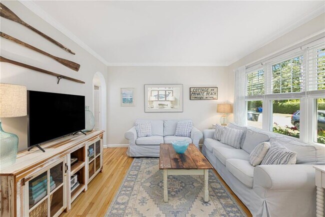 Foto del edificio - 133 Carroll Ave