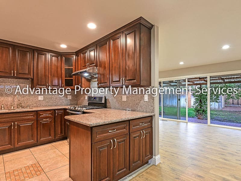 Primary Photo - 1370 Santa Rita Rd