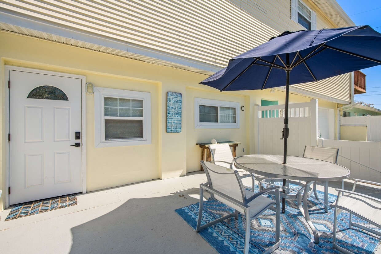 Primary Photo - 1350 Atlantic St