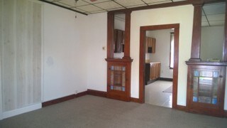 Building Photo - 527 Charles St
